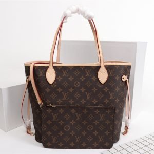 Louis Vuitton shoulder Bag.